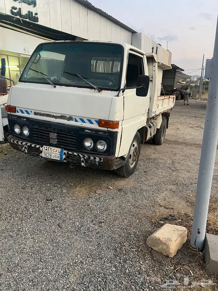 قلاب ديهاتسو 84 نضيف 1