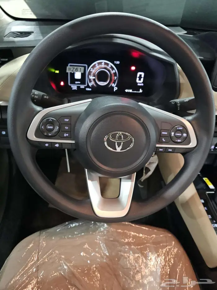 تويوتا يارس واي بلس 2026 4