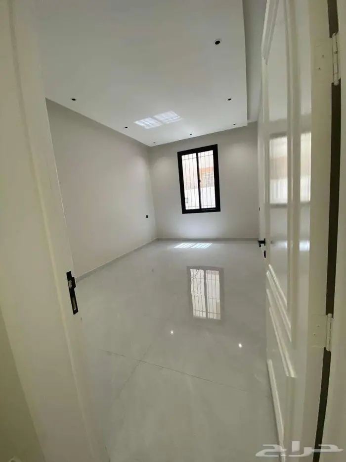 شقق مودرن الوصائف شمال الخالدية 12