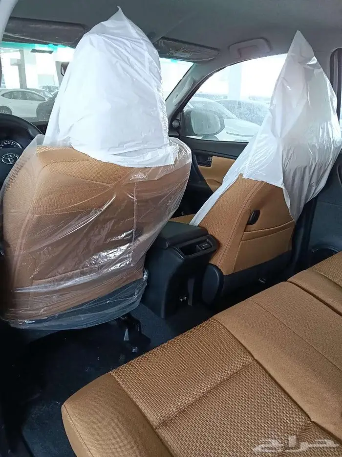 تويوتا فورتشينر GX2 دبل بنزين م 2025 - سعودي 8