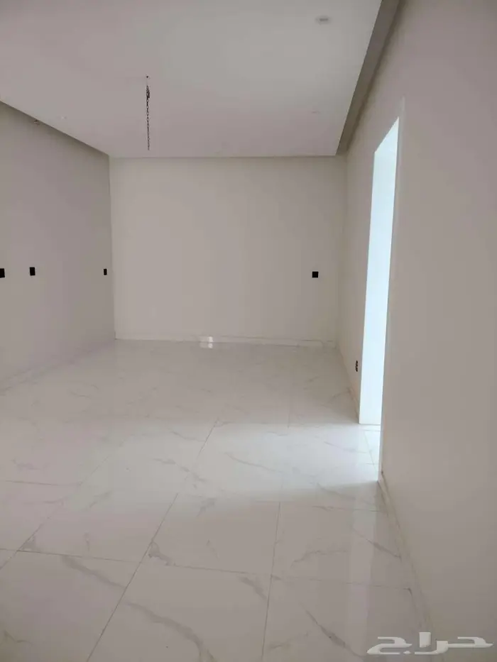 شقة جديده تمليك مكونه من 5 غرف بحي مشرفة 7