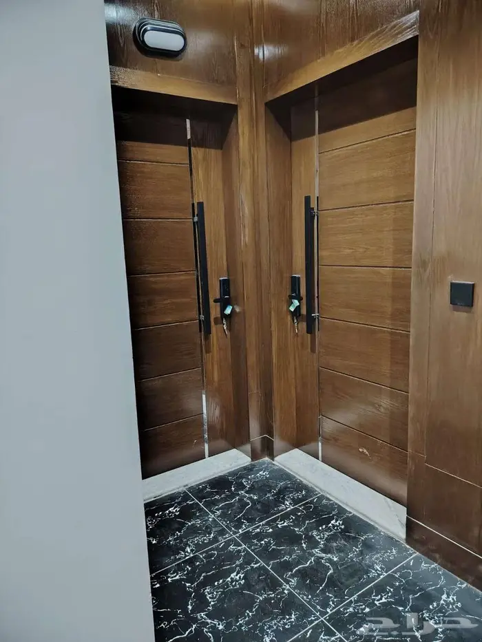 شقة جديده تمليك مكونه من 5 غرف بحي مشرفة 14