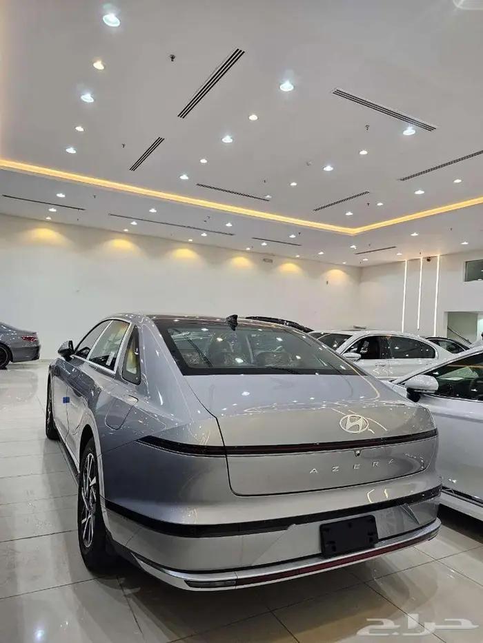 هونداى ازيرا 2025 اصفار ناغى 14