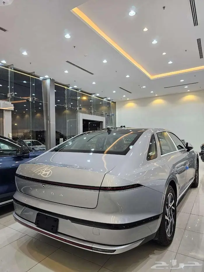هونداى ازيرا 2025 اصفار ناغى 15