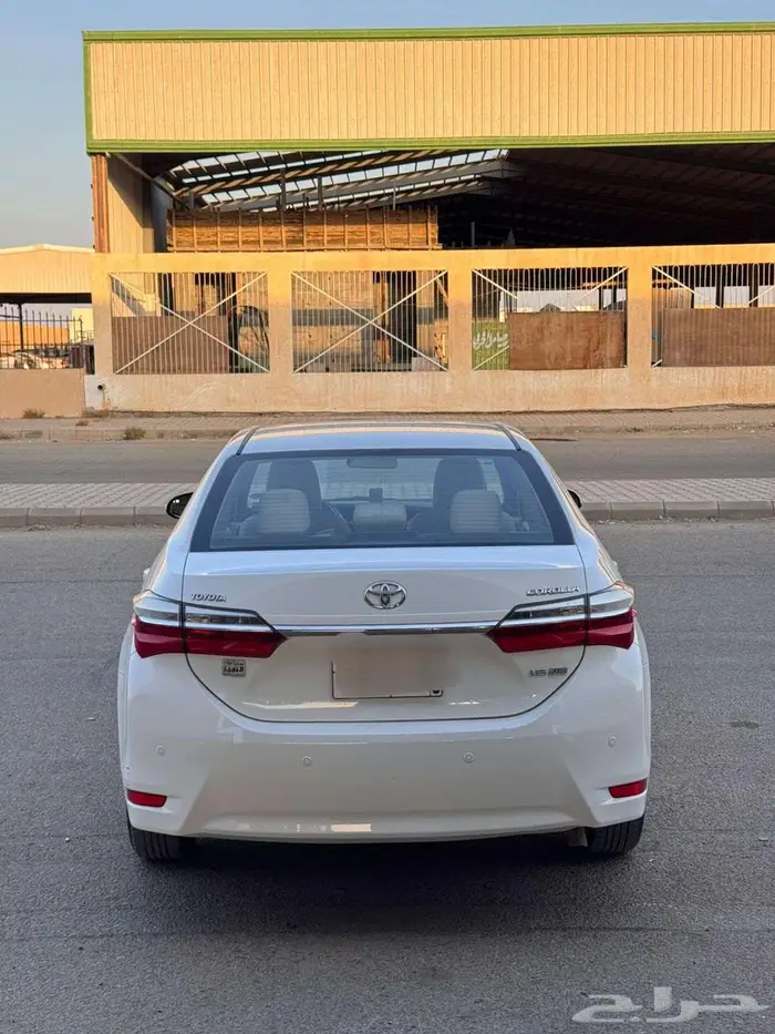 تويوتا كورلا 2018 7