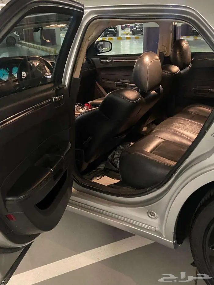 كرايسلر SRT 2010 6.1 9