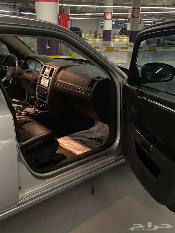 كرايسلر SRT 2010 6.1 8