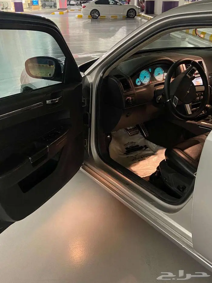 كرايسلر SRT 2010 6.1 7