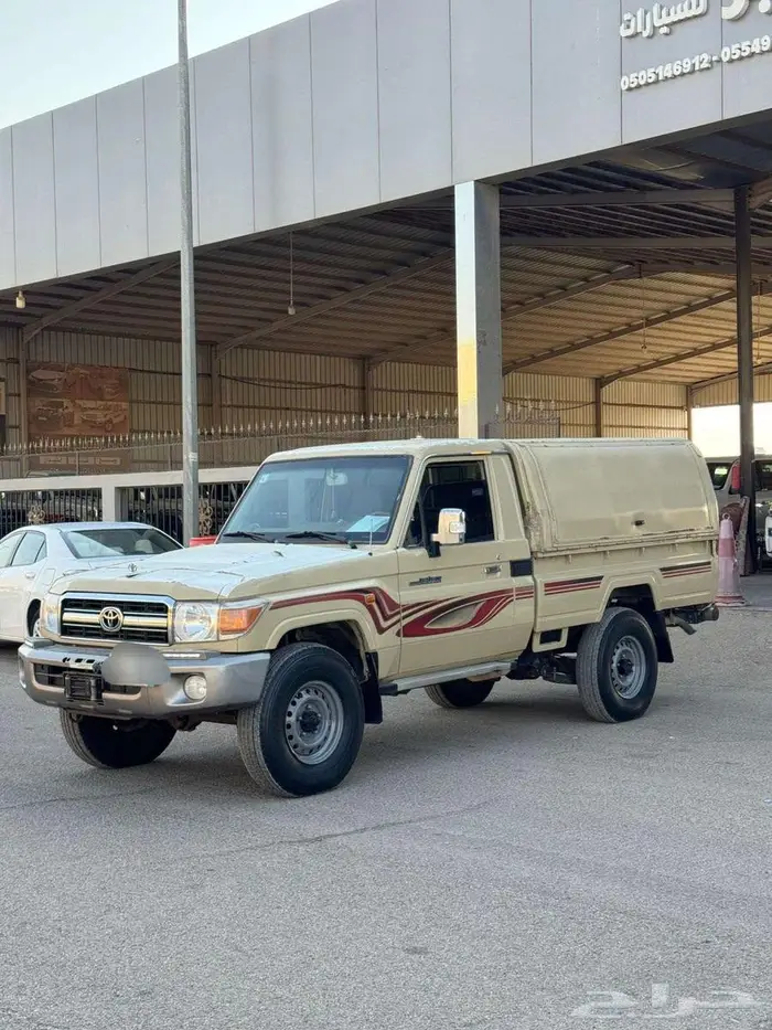 تويوتا شاص 2013 فل كامل 0