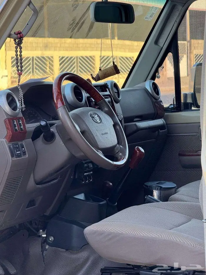 تويوتا شاص 2013 فل كامل 15