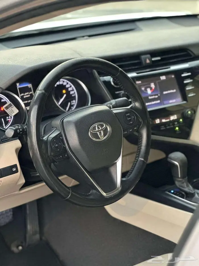 كامرى هايبرد 2020 14