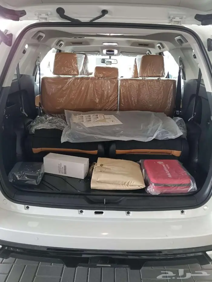 تويوتا فورتشينر VX3 م2025 - سعودي 6