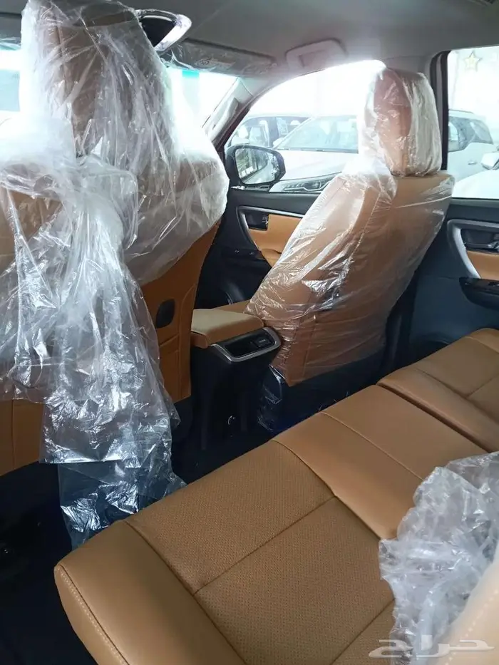 تويوتا فورتشينر VX3 م2025 - سعودي 8