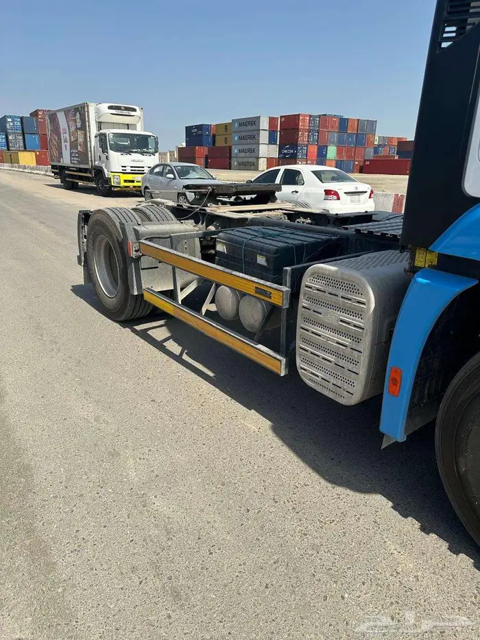 رأس شاحنة تريلا هونداي 2025 سعودي 3