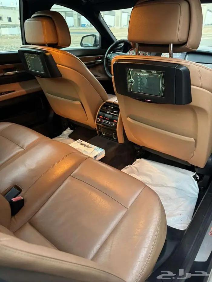 بي ام Li 740 موديل 2010 فل كامل 6 سلندر توين تيربو 14