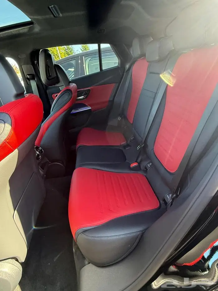 للبيع مرسيدس 2026 GLC300 ((ب259 الف ريال)) 2