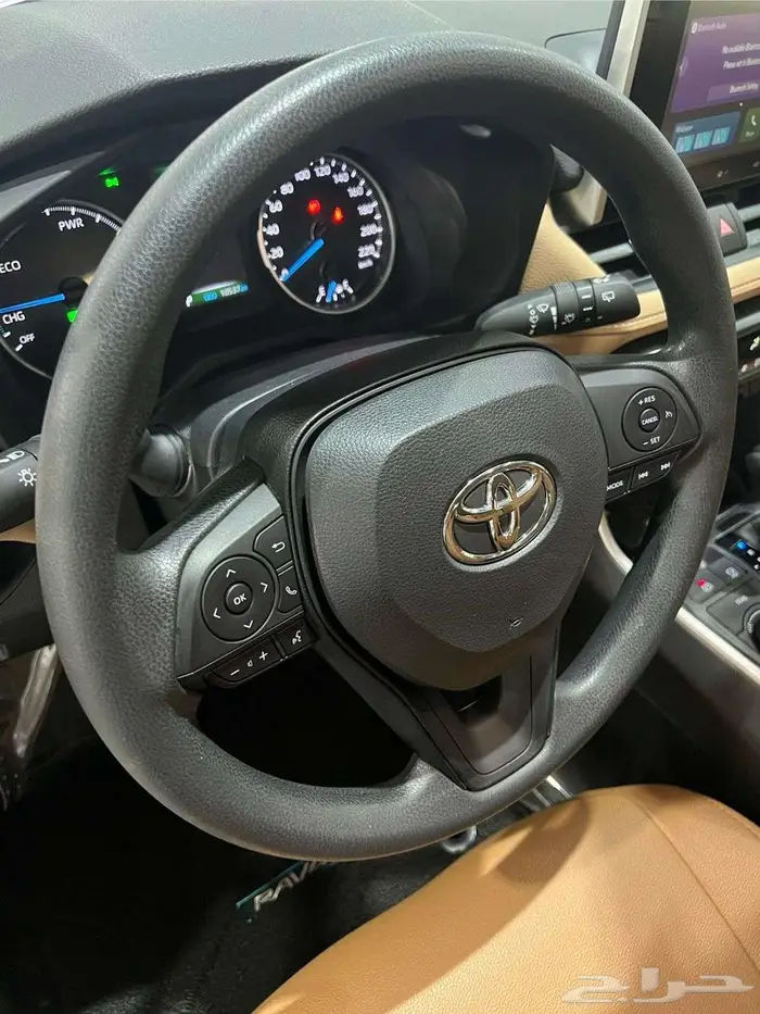 تويوتا راف فور 2023 هايبرد مكينة 2.5 دبل شبه جديد ( الوكيل 4