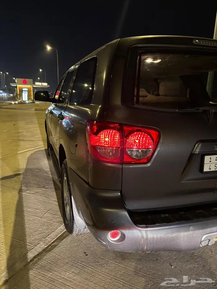 تويوتا سكويا 2014 13