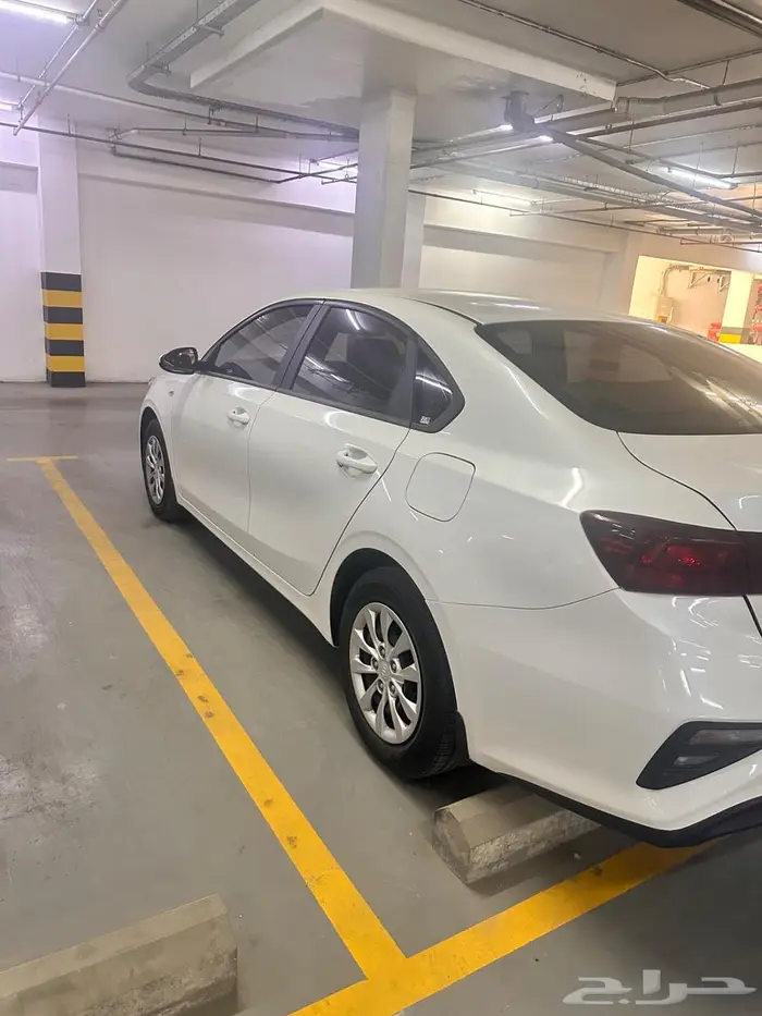 كيا سيراتو 2021 ستاندرد 4