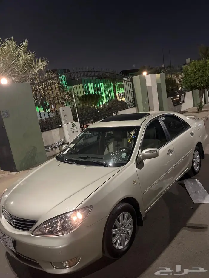 تويوتا كامري 2