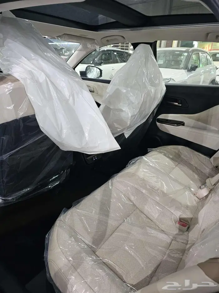 كراون برستيج - 2026 كاش واقساط -1 8