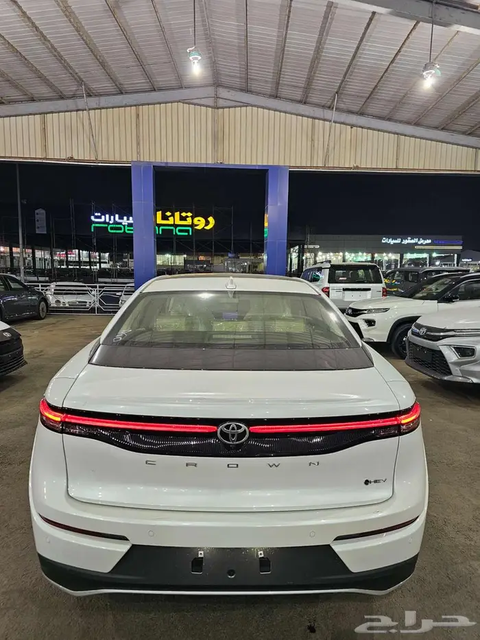 كراون برستيج - 2026 كاش واقساط -1 4