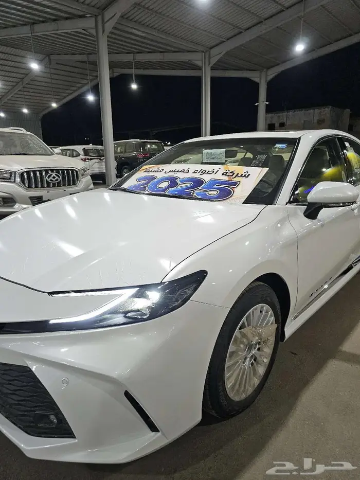 تويوتا كامري LE موديل 2025 4