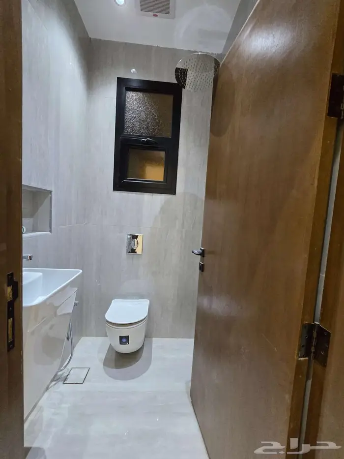 شقة للبيع في حي الصفا 20