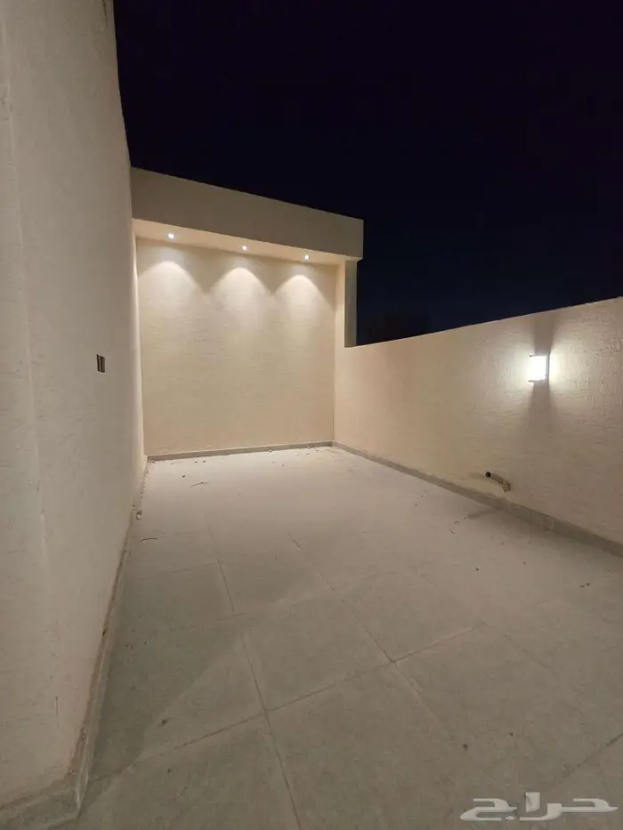 شقة للبيع في حي الصفا 8