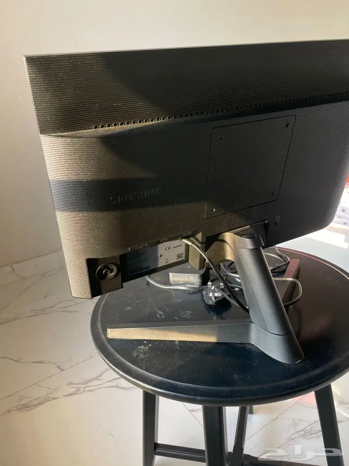 شاشة سامسونج 8