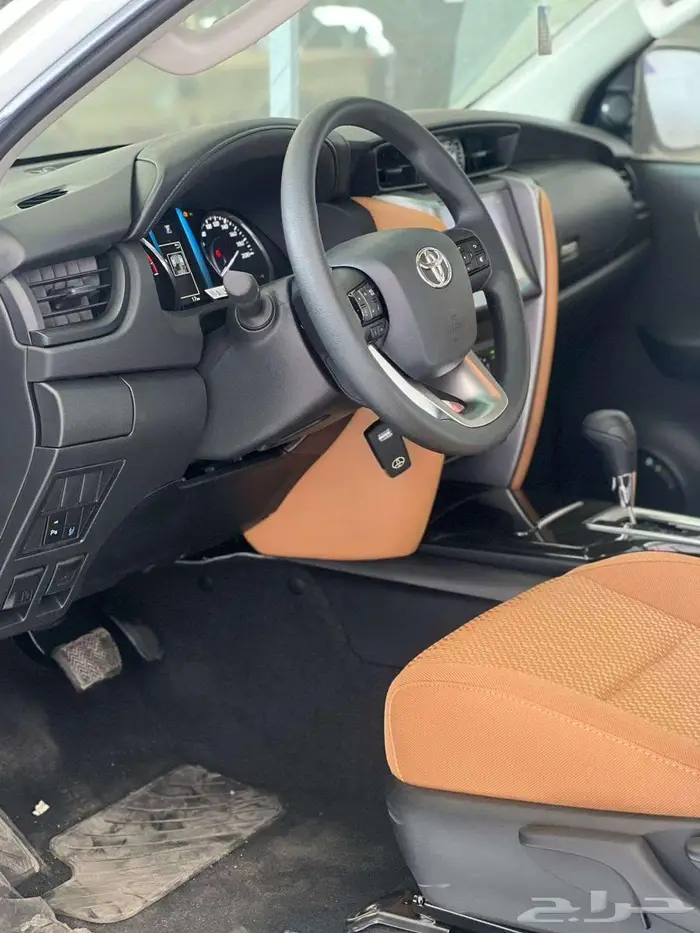 تويوتا فورتشنر GX2 بدون دبل بنزين 2025 8