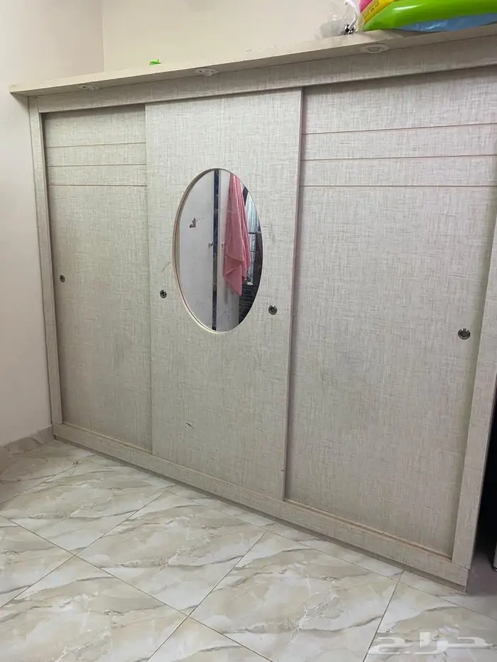 دولاب للبيع 0