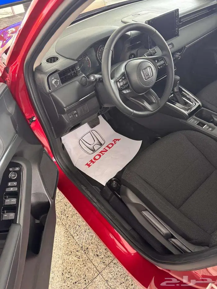 عرض خاص هوندا HRV نص فل موديل 2025 السعر 82500 شامل الضريبه 9