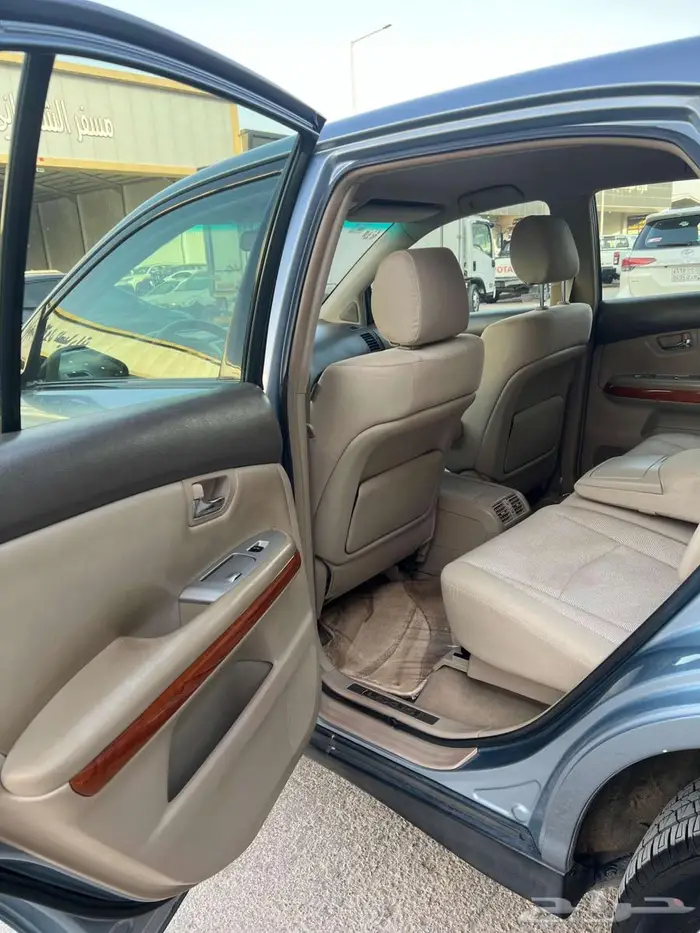 لكزس RX330 موديل 2005 - معرض خلف للسيارات 9