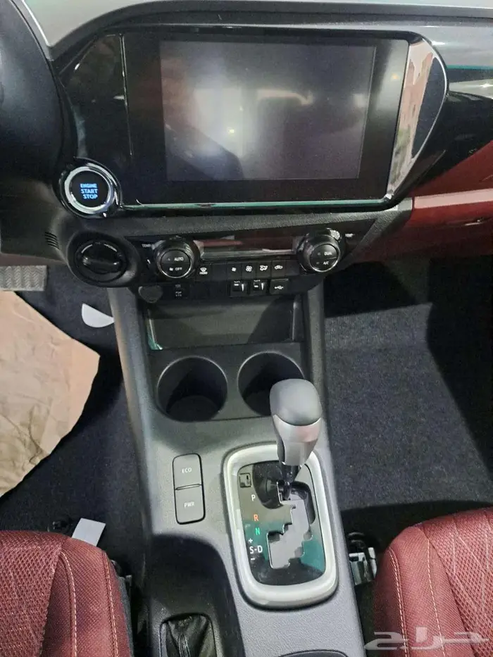 هايلكس غمارتين سوبر جي ال اكس دبل 2.7 بنزين اتوماتيك 3