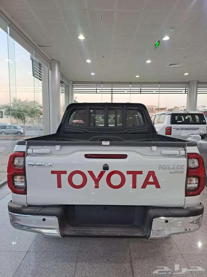 هايلكس غمارتين سوبر جي ال اكس دبل 2.7 بنزين اتوماتيك 5