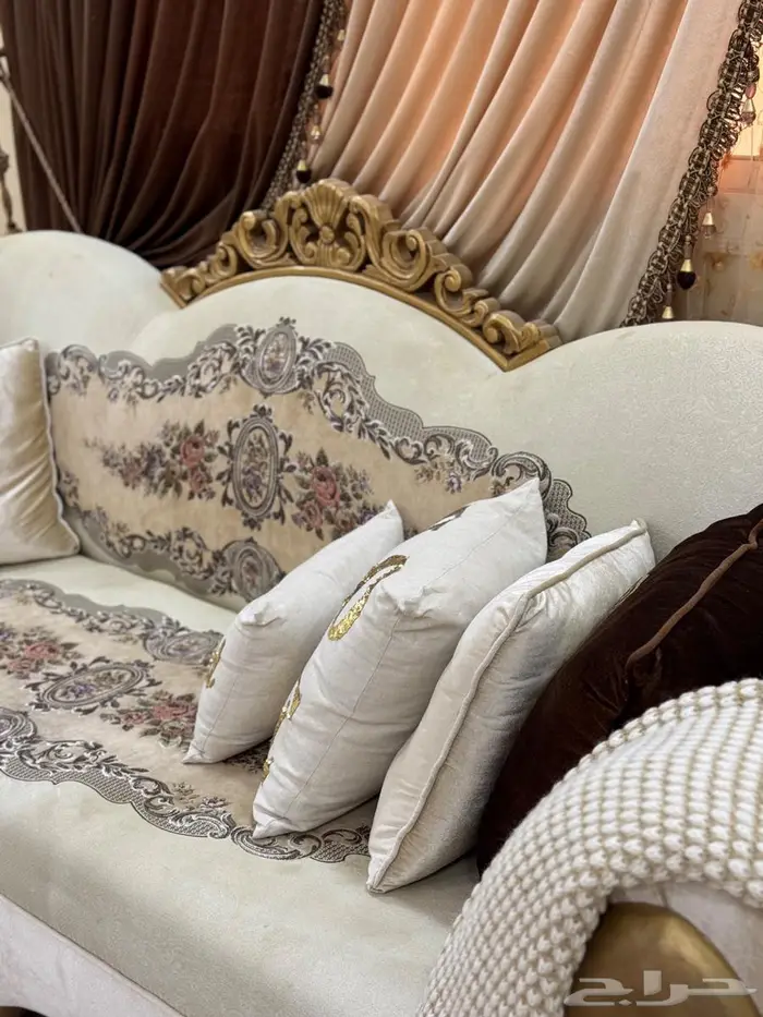 طقم كنب وملحقاته 0