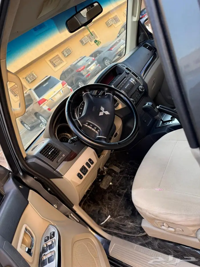 جيب باجيرو فل كامل 7