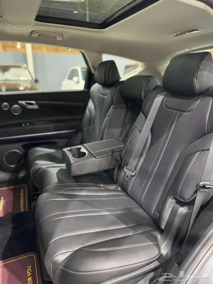 جينيسس GV 80 موديل 2023 7