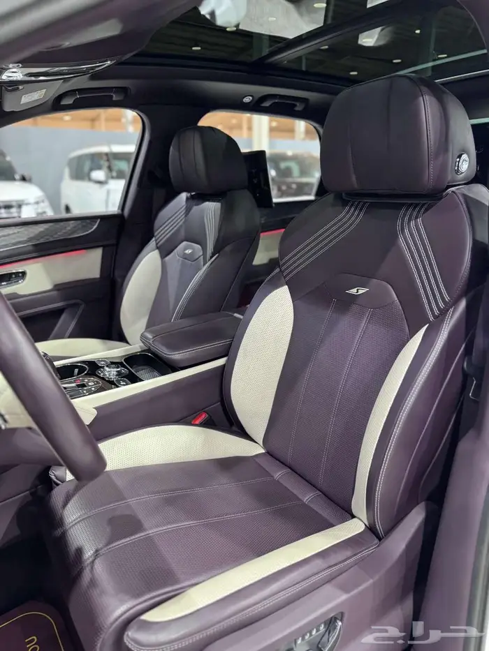 بنتلي بنتايجا S موديل 2022 5