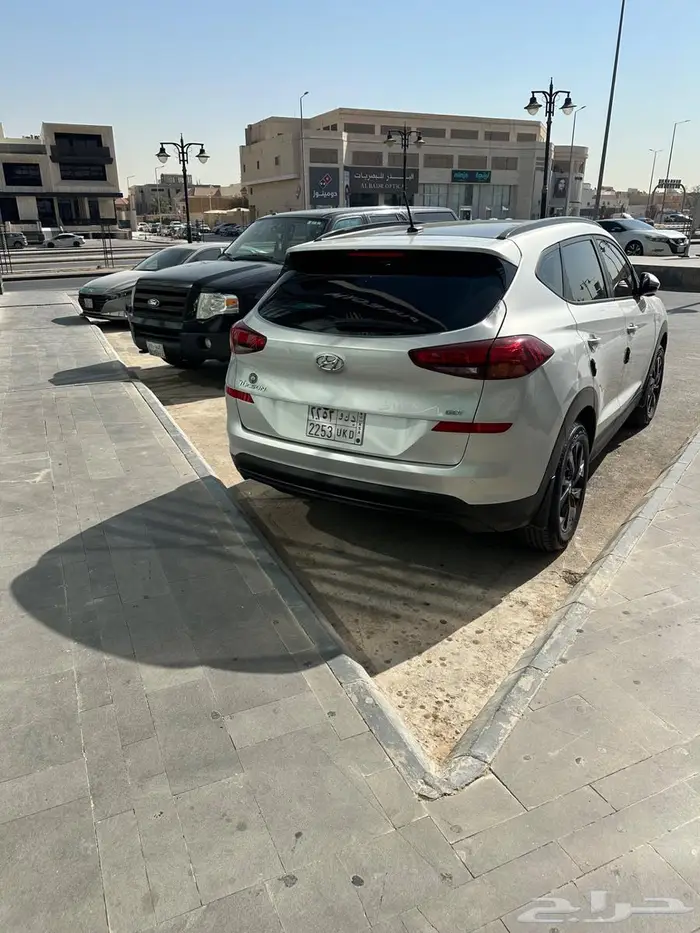 للبيع  هيونداي توسان 2020 الفئة الثانية 4