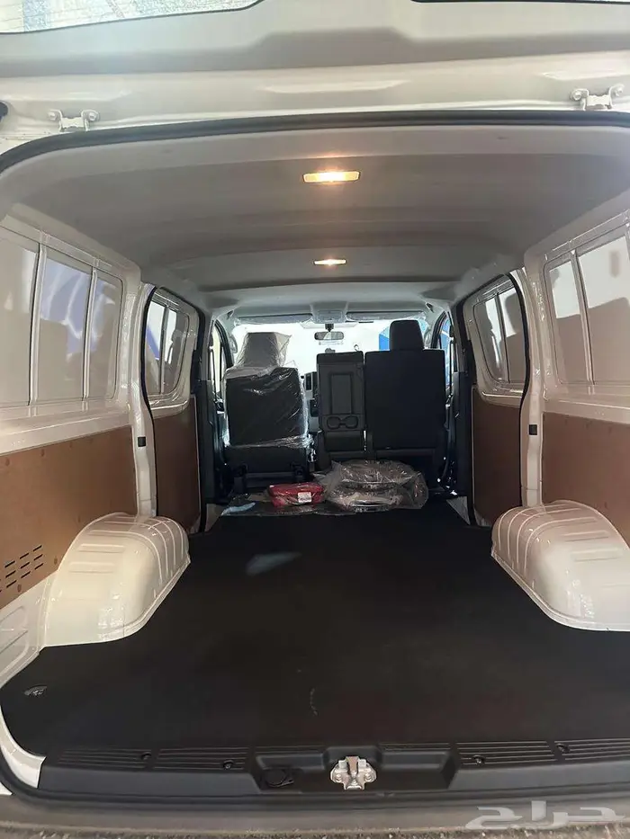 تويوتا HIACE هاي اس ديزل بضاعة قير عادي 2026 7