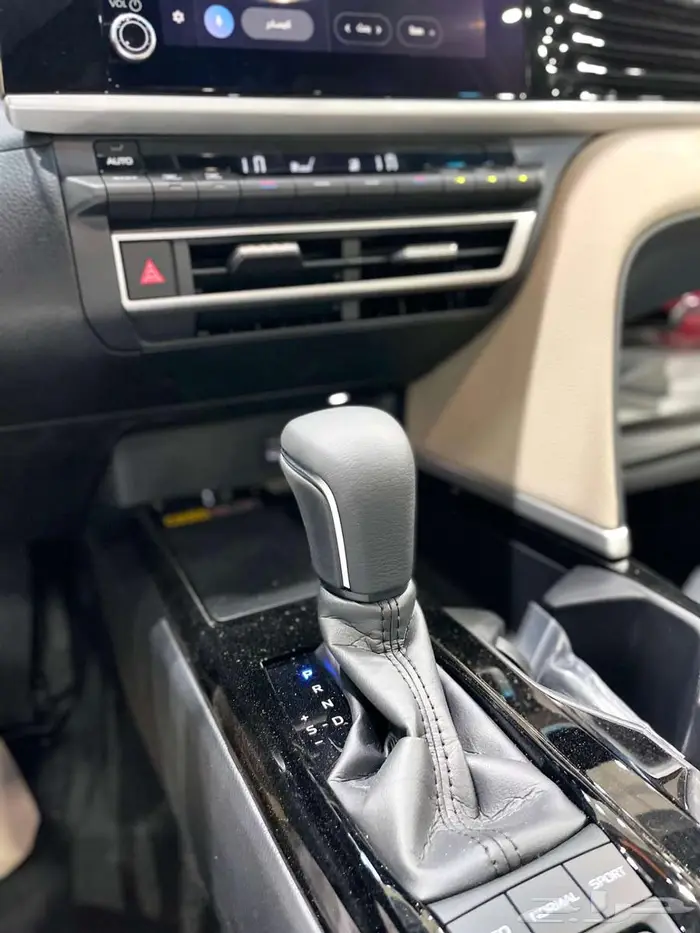 تويوتا كامري ( LE ) هايبرد موديل 2025 أقل الأسعار 16