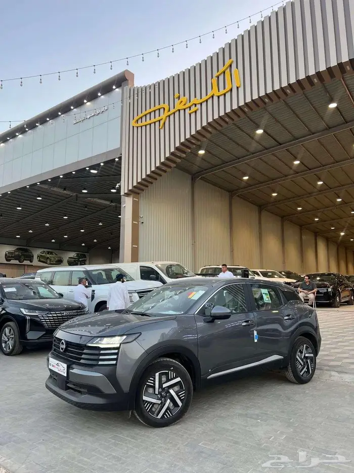 نيسان كيكس 2025 متوفر جميع الفئات كاش _ اقساط (اقل الاسعار ) 1