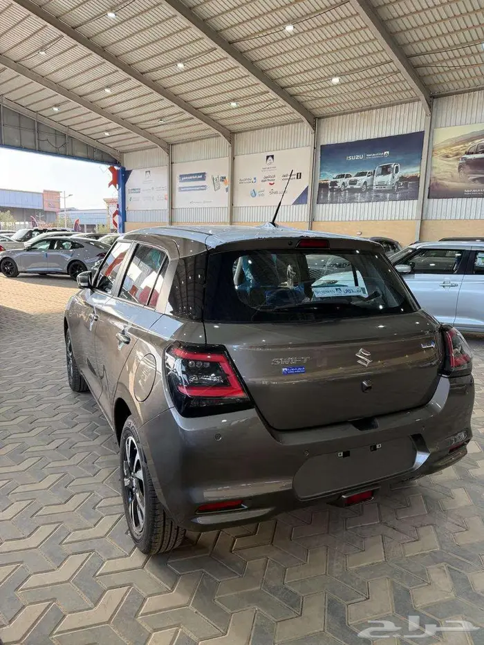 سوزوكي سويفت فل كامل GLX 1