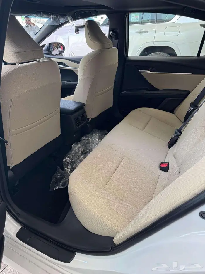 تويوتا كامري LE بنزين سعودي 2025 6