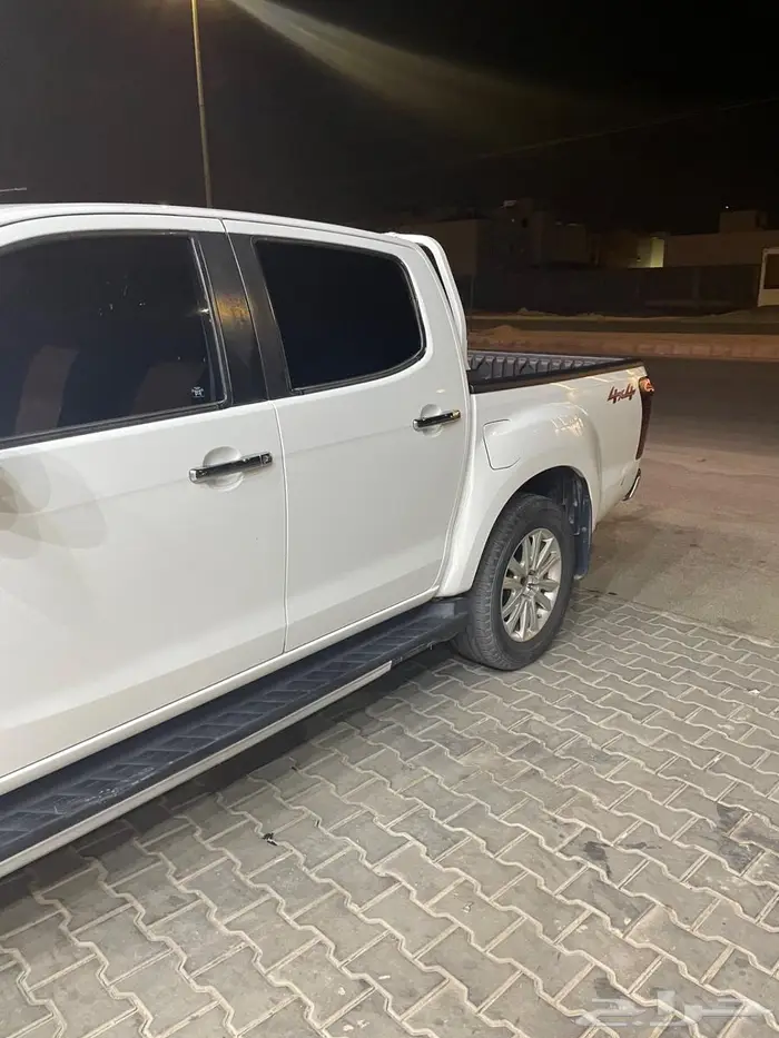 للبيع ديمكس ايسوزو دبل 2020 9