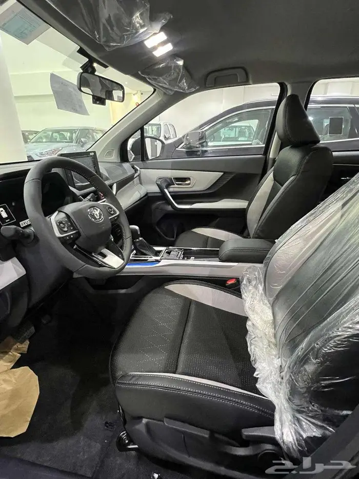 تويوتا فيلوز GLX 2025 اقل الاسعار كاش واقساط 14