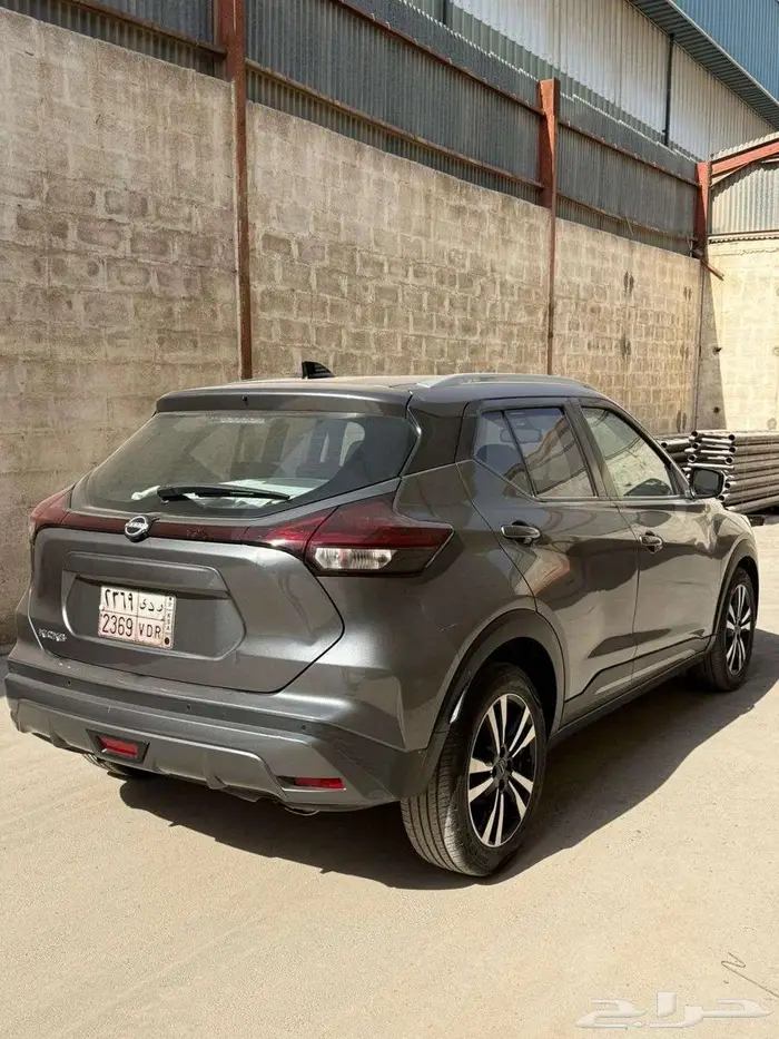 نيسان كيكس 2023 8