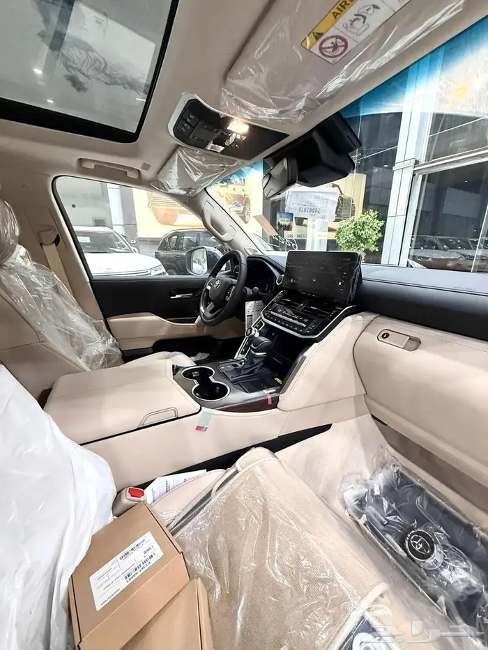 تويوتا لاندكروزر ( VX ) هايبرد موديل 2025 أقل الأسعار 25